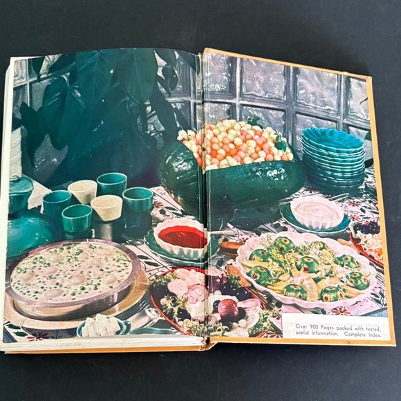 The Good Housekeeping Cook Book - Preface to the 7th Edition 1944 - Picture 13 of 16